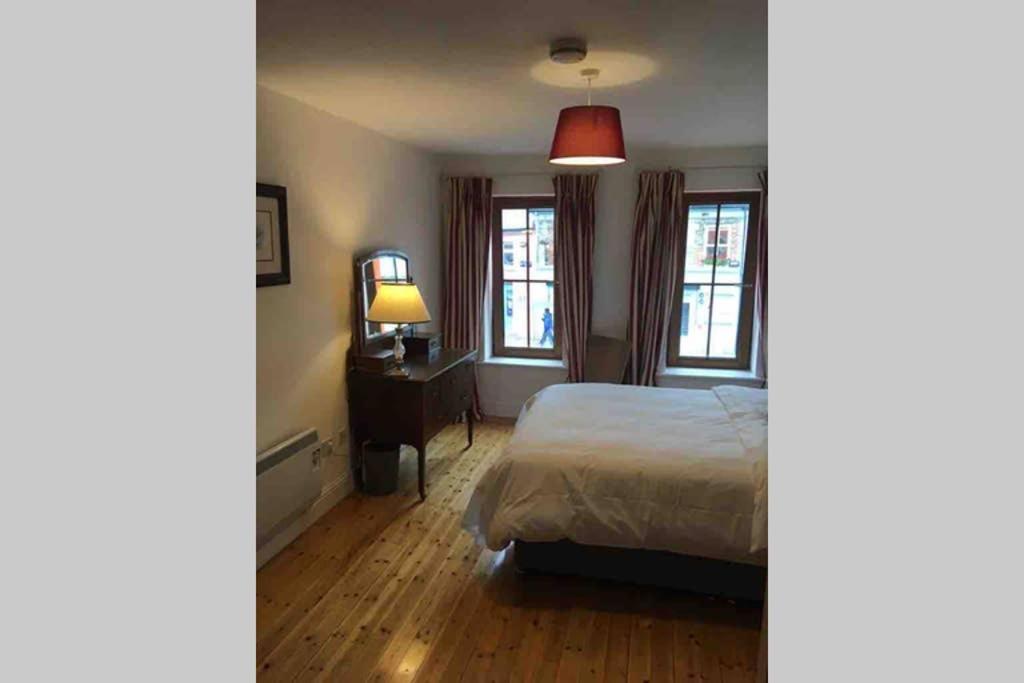 Apartment 4, Clifden Bay Apartments Екстер'єр фото